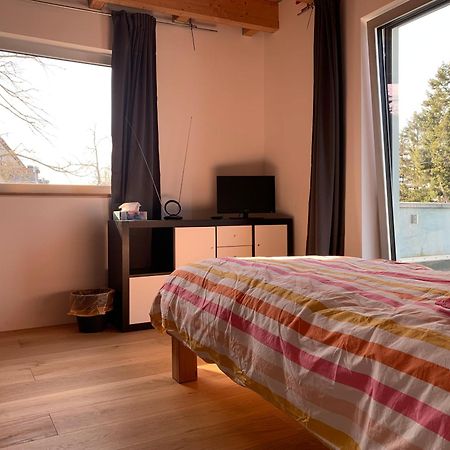 A Cozy Room In A Modern House 波茨坦 外观 照片